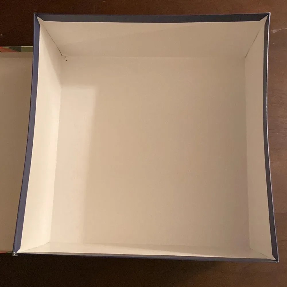 Spritz Floral Gift Box